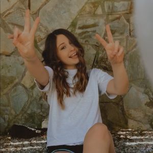 Meet your Posher, Summer